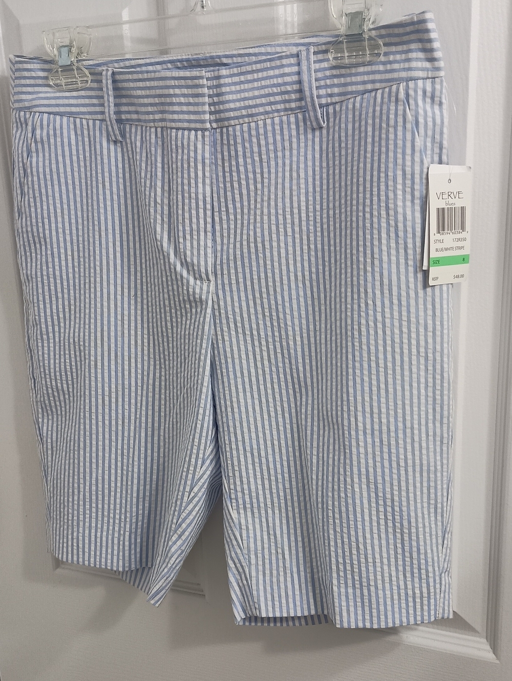 Verve Blues Blue and White Striped Ladies Shorts SZ 8 NWT